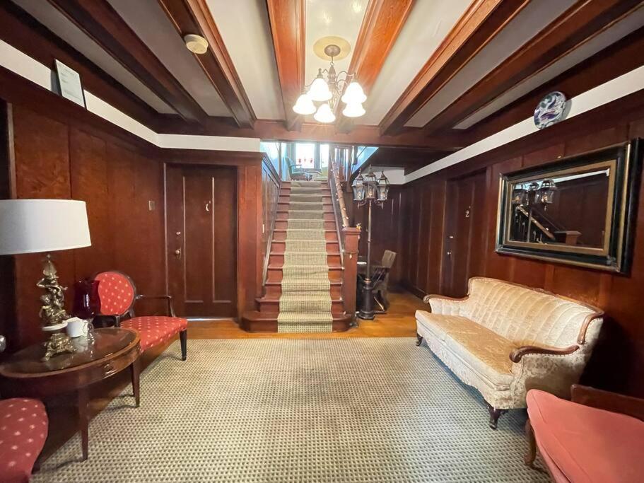 Parlor Suite In Heritage Manor, Fairfield, Near Dt วิกตอเรีย ภายนอก รูปภาพ