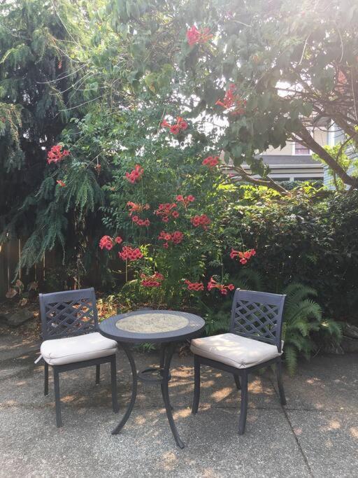 Parlor Suite In Heritage Manor, Fairfield, Near Dt วิกตอเรีย ภายนอก รูปภาพ